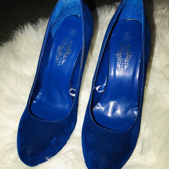 Royal blue heels - Picture 2 of 2